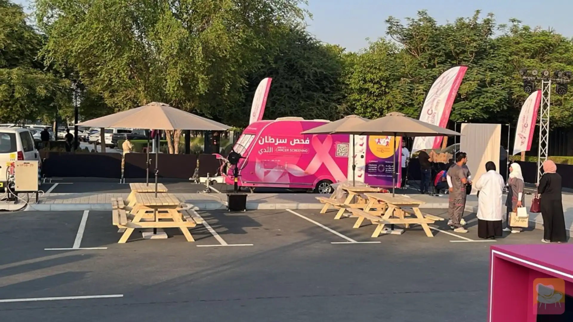 Picnic Bench and Umbrella Centre Pole - Preset Event Rentals